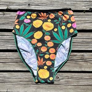 Solstice Intimates Ultra Chronic Cotton Cheeky Underwear